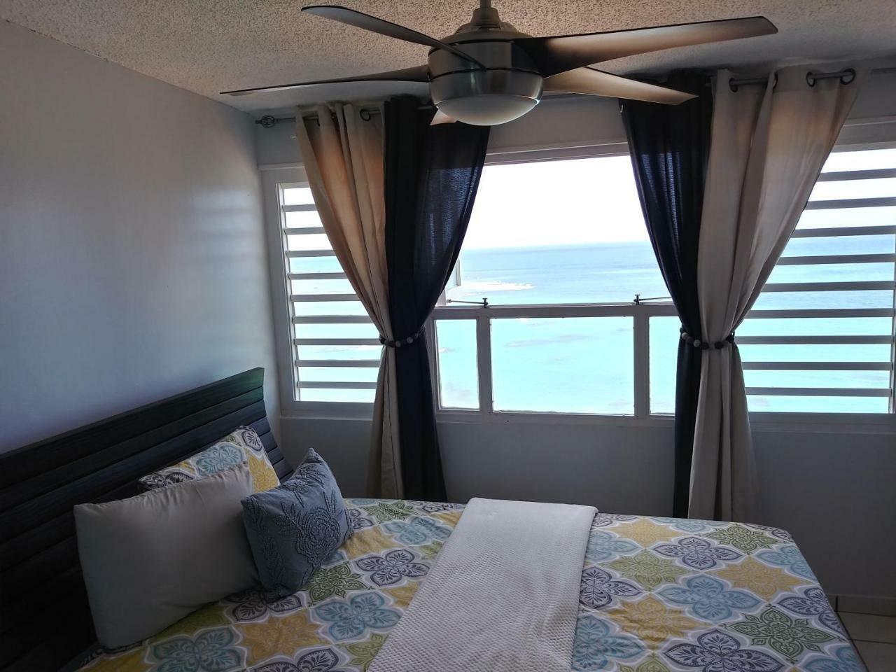 Breezy Beachfront Property With View Of Paradise Luquillo Buitenkant foto
