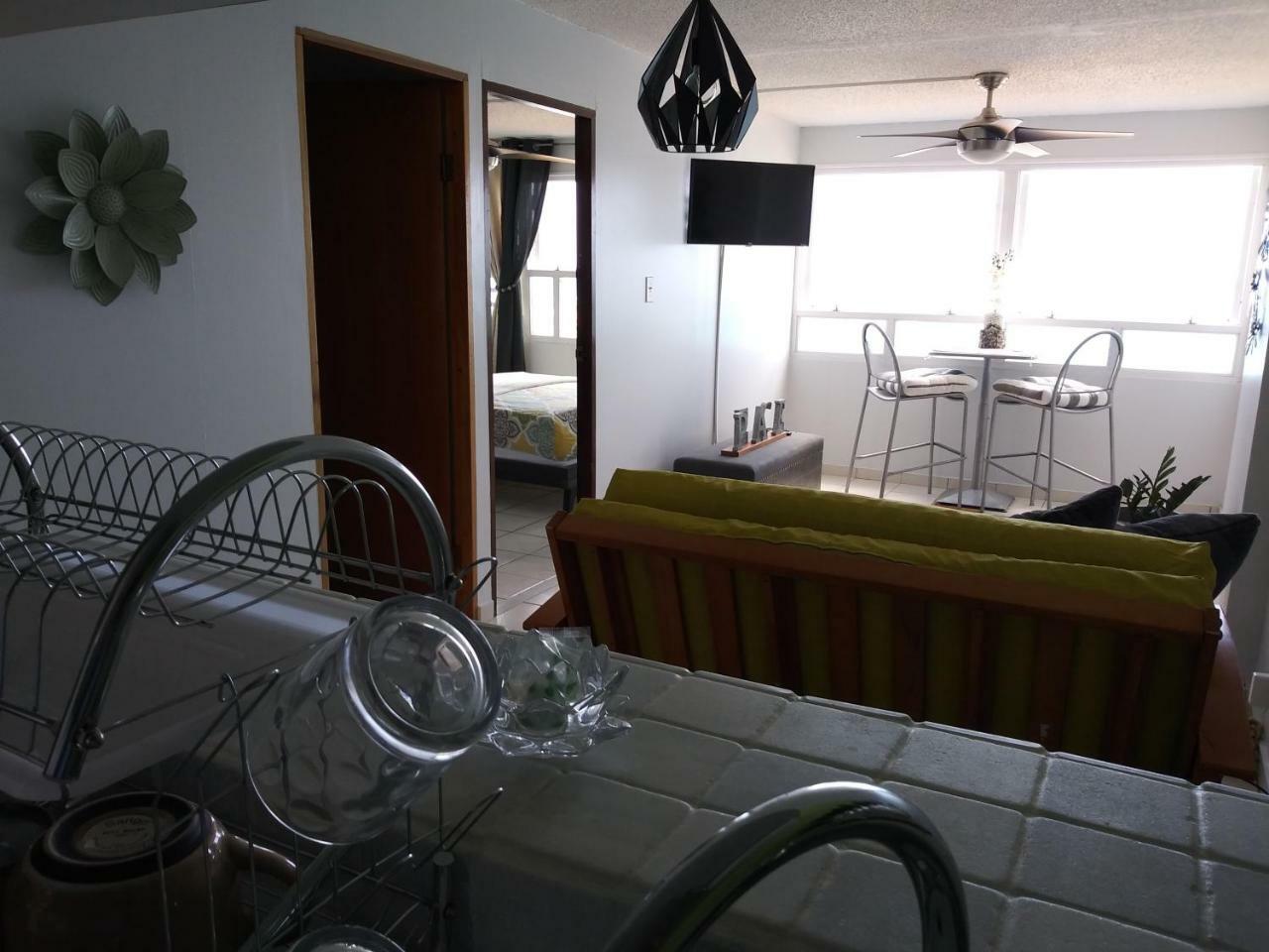 Breezy Beachfront Property With View Of Paradise Luquillo Buitenkant foto